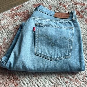 Levi’s distressed straight leg